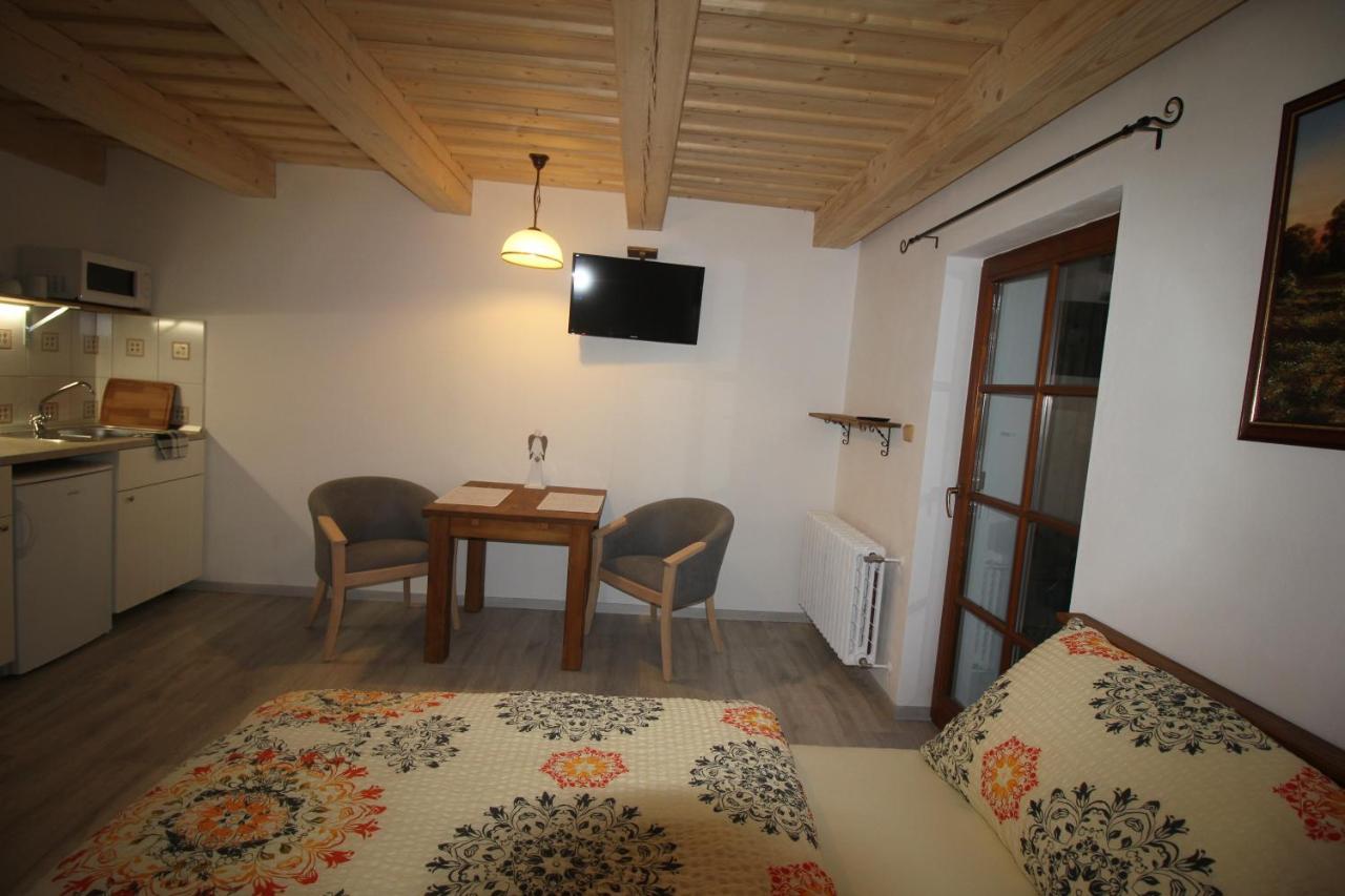 Apartmany U Knajflu Ceske Petrovice Extérieur photo